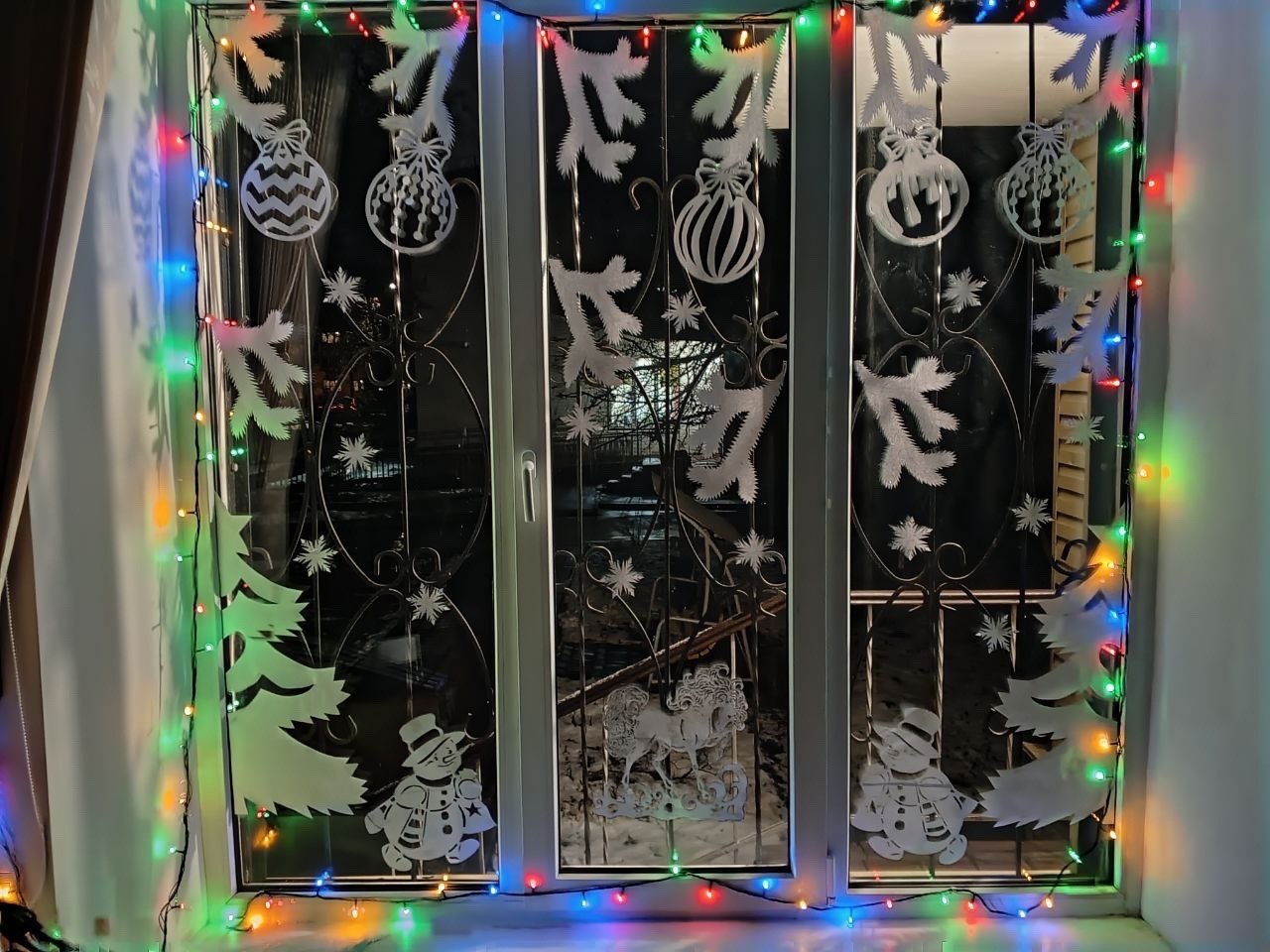 Подготовка к Новому году в отделении дневного пребывания