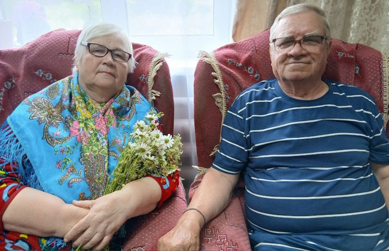 55 лет вместе рука об руку