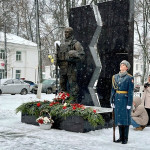 Память, высеченная в бронзе: открытие Монумента "Воинам - землякам, павшим в ходе специальной военной операции"